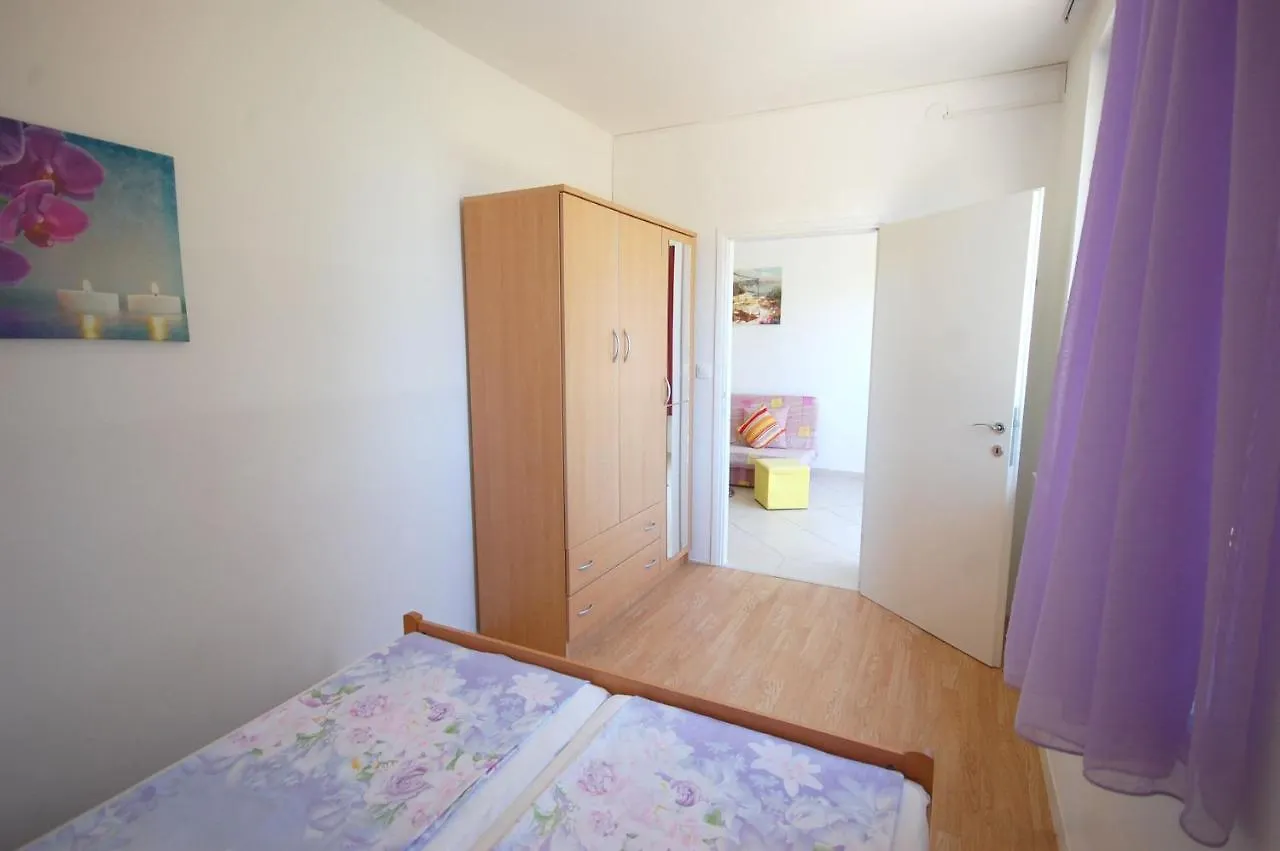 Apartment Blanka By El-Pi Tours Njivice