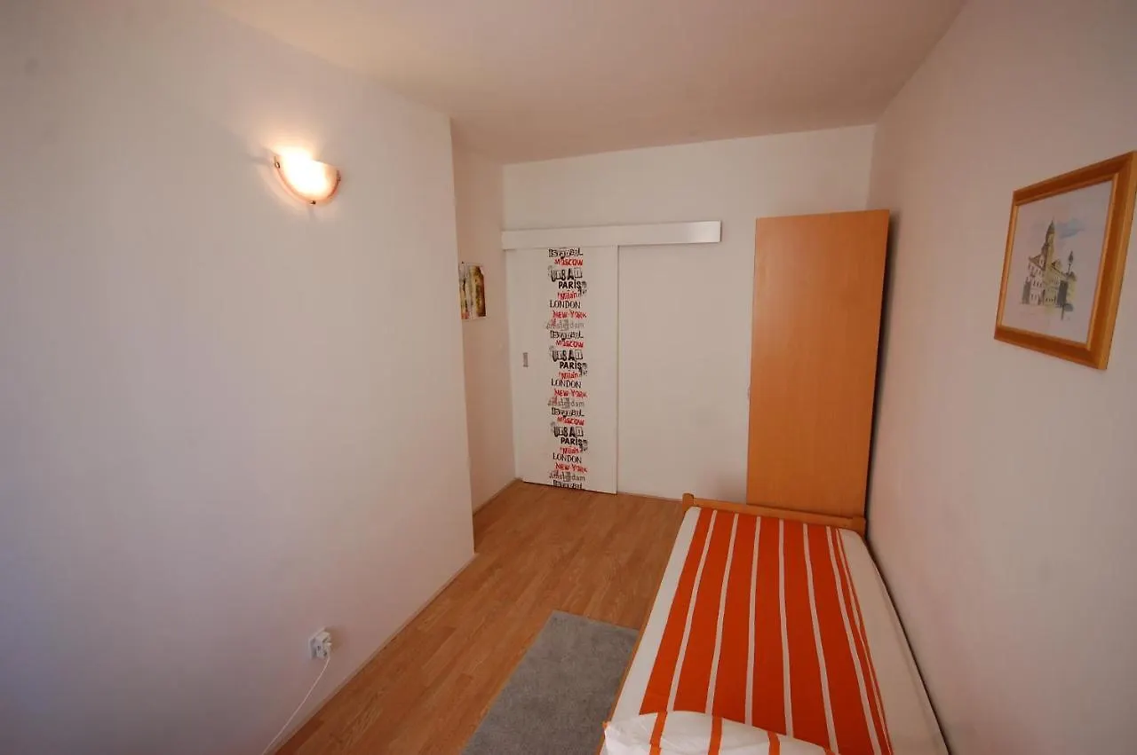 Apartment Blanka By El-Pi Tours Njivice