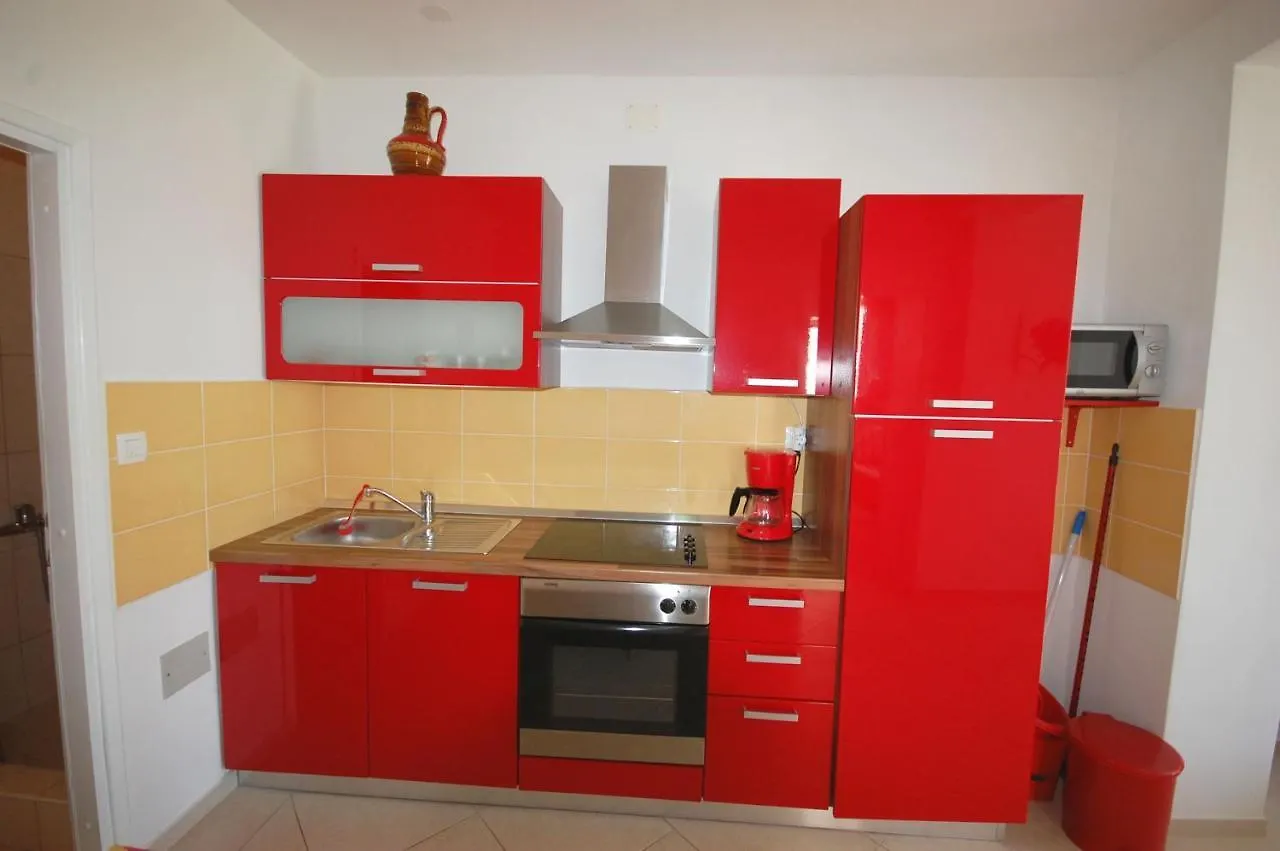 Apartment Blanka By El-Pi Tours Njivice